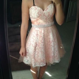 Hannah House of Wu Homecoming Dress